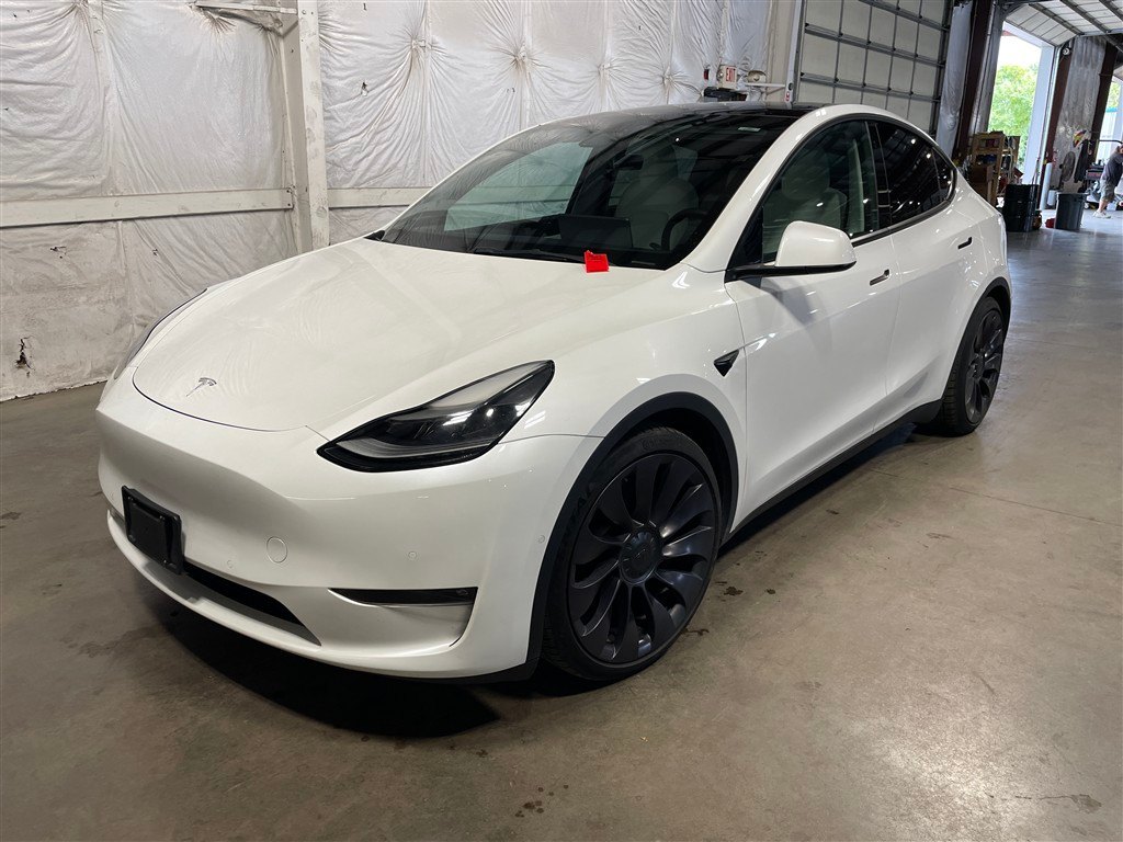 Tesla Model Y AWD, photo 2