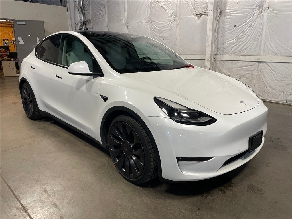 Tesla Model Y AWD