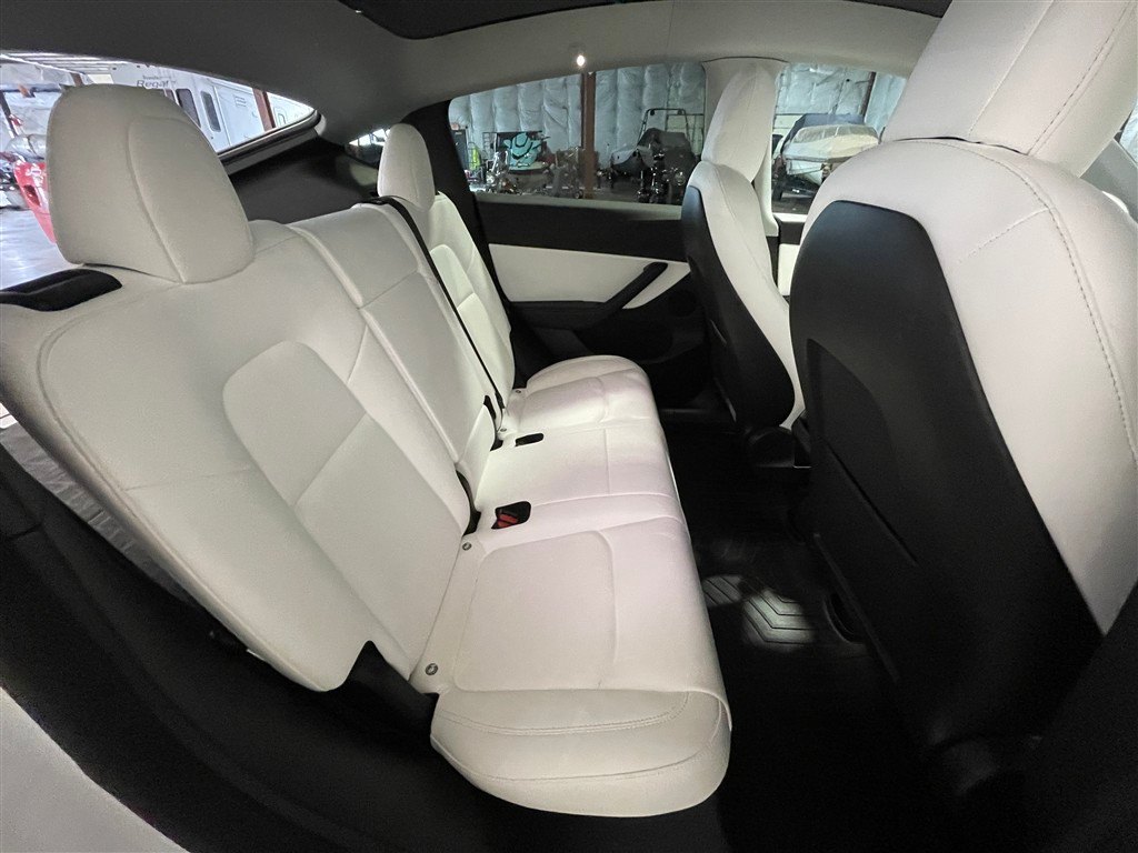 Tesla Model Y AWD, photo 6